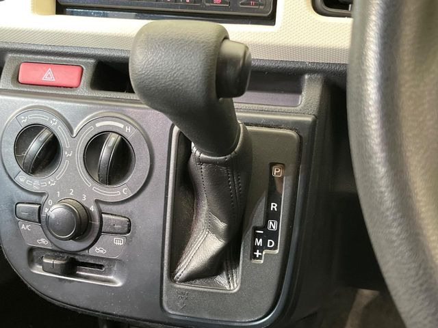 �y�}�j���A�����[�h�z�V�t�g�̃A�b�v�_�E�����\�ȃ}�j���A�����[�h����������Ă���܂��̂ŁA�G���W���u���[�L��͋����������v���̂܂܂ɑ���ł��܂��B