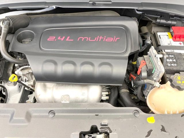 �����X�ł́A�e���[�J�[�̐�p�f�f�e�X�^�[�𓱓��B���Ǝ��i�����e�N�j�J���X�^�b�t���풓���Ă���܂��̂ŁA������̍ۂɂ����S���Ă����p���������܂��B