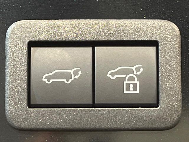 �y�p���[�o�b�N�h�A�z�X�}�[�g�L�[��^�]�Ȃ̃{�^�������������Ń��A�Q�[�g�������ŊJ���܂�!�ו��������Ă��鎞��A�����ʒu�ɂ���o�b�N�h�A��߂�ۂɕ֗��ȋ@�\�ł���