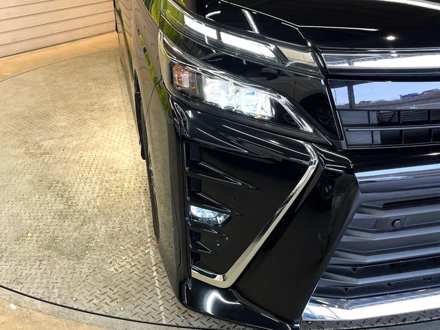 �yLED�w�b�h���C�g�z���V����ԑ��s�����ǍD�Ȏ��E���m�ۂ����S���ĉ^�]�ł��鍂�P�xLED�w�b�h���C�g�𑕔�!�_�����x�������A����d�͂��}�����Ă��܂��B