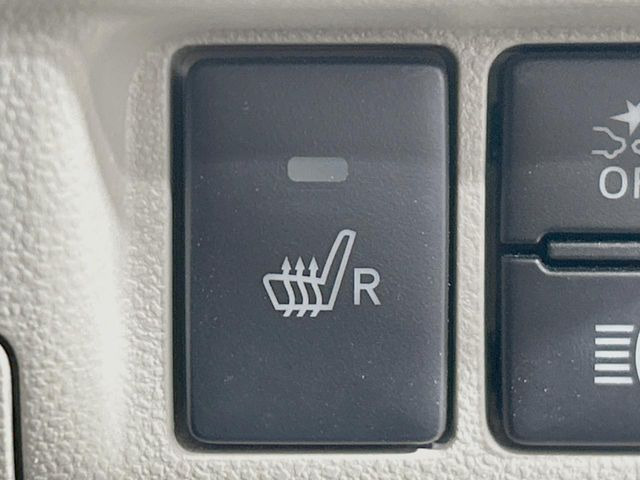 �y�V�[�g�q�[�^�[�z�������ɏd�󂷂�V�[�g�q�[�^�[!�G�A�R����葁�����܂��Ă����̂Ŋ�����̐l�����S�ł��ˁ�G�A�R���̉����͊������邩����A�Ƃ������ɂ����������߂ł��B