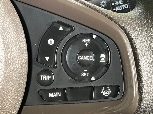 �y�A�_�v�e�B�u�N���[�Y�R���g���[���z�������H�ł̒��������s���y��!!�����ő��x��ۂN���[�Y�R���g���[�����A�Փˌy���V�X�e���ƘA�g���A�O���̎ԗ������m���ĎԊԂ�ۂ悤�ɑ��x���߂��Ă���܂�!!