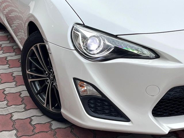 �yHID�w�b�h���C�g�z���ɖ��邭�O�����Ƃ炵�Ă����̂ŁA���V����Ԃ̑��s�������E�ǍD�ň��S���Ă���肢�������܂��B