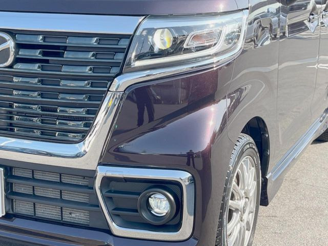 �yLED�w�b�h���C�g�z���V����ԑ��s�����ǍD�Ȏ��E���m�ۂ����S���ĉ^�]�ł��鍂�P�xLED�w�b�h���C�g�𑕔�!�_�����x�������A����d�͂��}�����Ă��܂��B