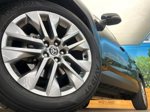 �y����19�C���`�A���~�z�C�[���z�O�ςɃ}�b�`���������A���~�z�C�[���𑕒����Ă���܂��B�e��ЊO�A���~�z�C�[����A�X�^�b�h���X�^�C�����戵�����Ă���܂��B���񂲑��k����������