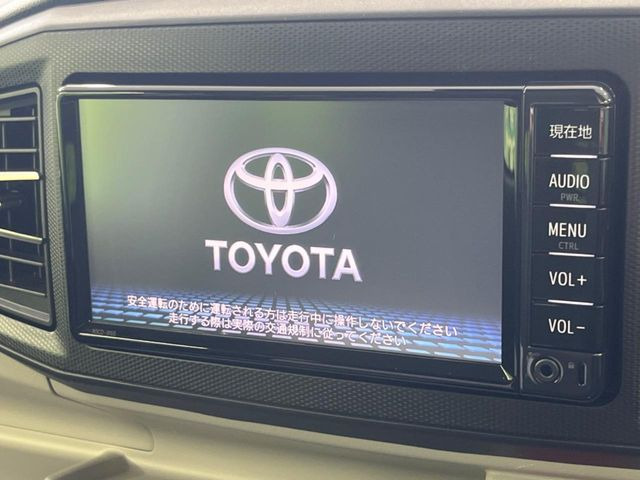 �y�����i�r�z�l�C�̏����i�r�𑕔����Ă���܂��B�i�r�̎g���₷���͂������A�I�[�f�B�I�@�\���[��!�L�����v�◷�s�͂������A�ʋ΂┃�����ȂǕ��i�̃h���C�u���y�����Ȃ�͂���