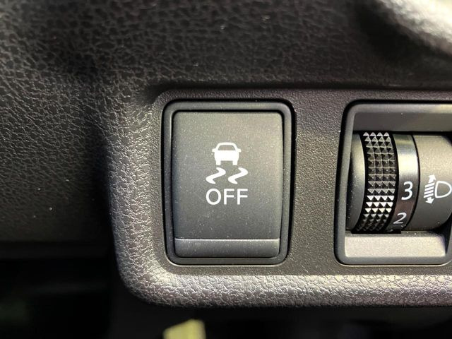 ���y�����h�~���u�z�ԗ��̉���������m����ƁA�����I�Ɏԗ��̐i�s������ۂ悤�Ɏԗ��𐧌䂵�܂��B