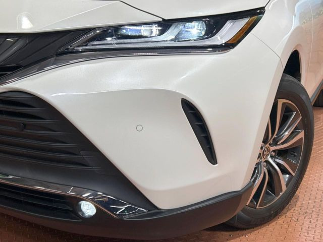 �yLED�w�b�h���C�g�z���V����ԑ��s�����ǍD�Ȏ��E���m�ۂ����S���ĉ^�]�ł��鍂�P�xLED�w�b�h���C�g�𑕔�!�_�����x�������A����d�͂��}�����Ă��܂��B