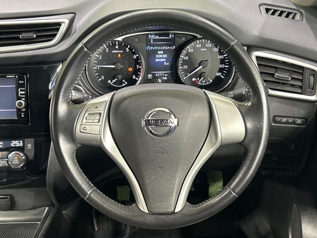 �y�����v�����X�e�A�����O�z�㎿�Ȋv���g�p���邱�ƂŁA��ɂ����������݂ƂĂ��^�]���₷���n���h���ł���