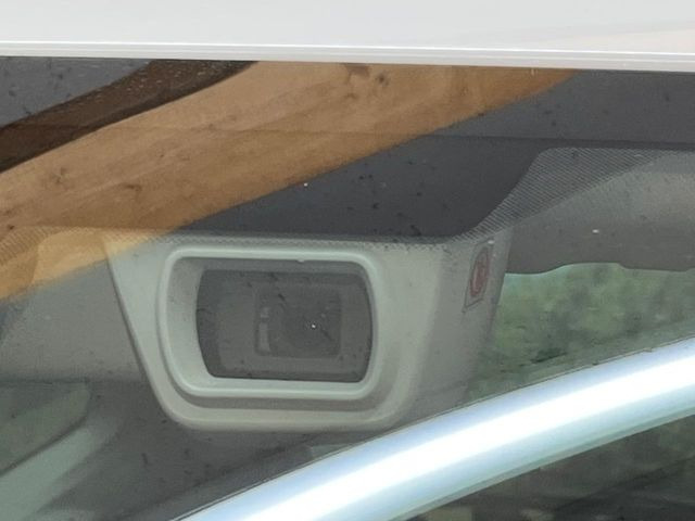 �y�A�C�T�C�gVer3�z�O���̎ԗ��������m���A�Փ˂������Ȏ��͌x��Œ��ӂ𑣂��A�u���[�L�𓥂ޗ͂��T�|�[�g�B�u���[�L�𓥂߂Ȃ������ꍇ�͏Փ˔�Q�y���u���[�L���쓮�A�Փˉ�����T�|�[�g���܂��B