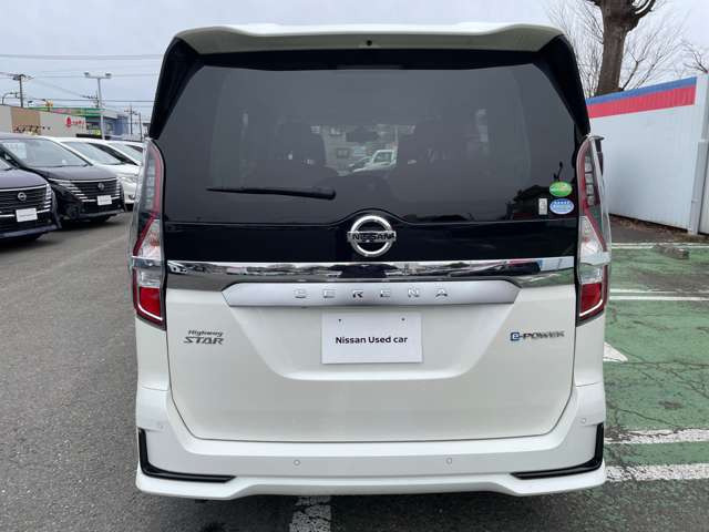 セレナ1.2 e-POWER ハイウェイスターV