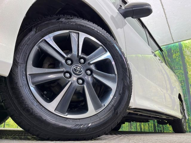 �y����16�C���`�A���~�z�C�[���z�O�ςɃ}�b�`���������A���~�z�C�[���𑕒����Ă���܂��B�e��ЊO�A���~�z�C�[����A�X�^�b�h���X�^�C�����戵�����Ă���܂��B���񂲑��k����������