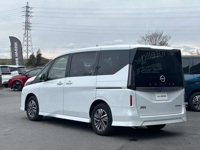 セレナ1.4 e-POWER ハイウェイスターV