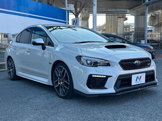 【STIエアロ】人気のSTIエアロを装備!クルマの外観がよりスタイリッシュになり、街中で存在感あふれる1台に♪将来買い替える時にもリセールに影響しやすく、価値ある人気の装備です!