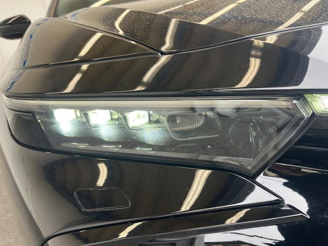 �yLED�w�b�h���C�g�z���V����ԑ��s�����ǍD�Ȏ��E���m�ۂ����S���ĉ^�]�ł��鍂�P�xLED�w�b�h���C�g�𑕔�!�_�����x�������A����d�͂��}�����Ă��܂��B