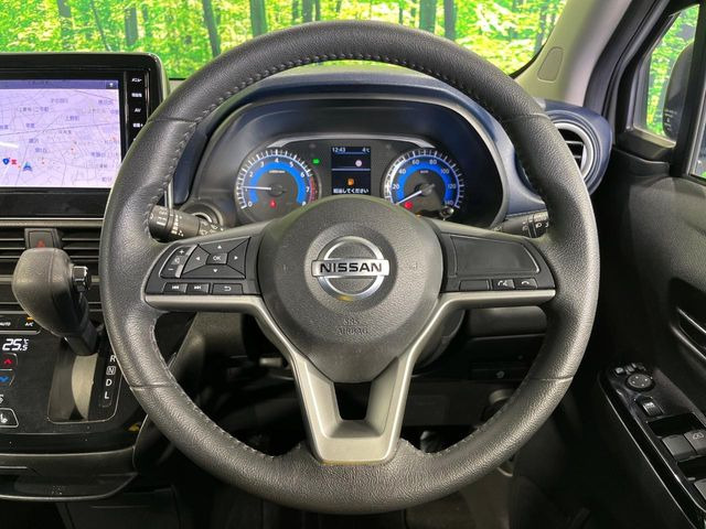 �y�����v�����X�e�A�����O�z�㎿�Ȋv���g�p���邱�ƂŁA��ɂ����������݂ƂĂ��^�]���₷���n���h���ł���