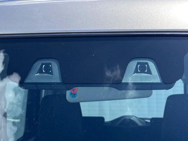 �y�X�Y�L �Z�[�t�e�B�T�|�[�g�z���s���ɑO���̎ԗ�����F�����A�Փ˂������Ȏ��͌x��ƃu���[�L�ŏՓˉ���Ɣ�Q�y�����A�V�X�g�B�����S�Ƀh���C�u�����y���݂��������܂��B