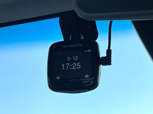 �y�h���C�u���R�[�_�[�z���S�E���S�ȃJ�[���C�t�ɕK�{�̃h���C�u���R�[�_�[�𑕔�!���s���͂������A������^�]�⎖�̂ɑ��������ۂ̏󋵂��f���ŋL�^���A����̃��X�N�ɔ����܂��B