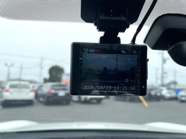 �y�h���C�u���R�[�_�[�z�h���C�u���R�[�_�[����!���s���͂������A������^�]�⎖�̂ɑ��������ہA�f���ŋL�^���A����̃��X�N�ɔ����܂��B���L�^�pSD�J�[�h�͂��q�l�����g�ł��������������K�v������܂��B