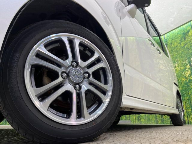 �y����14�C���`�A���~�z�C�[���z�O�ςɃ}�b�`���������A���~�z�C�[���𑕒����Ă���܂��B�e��ЊO�A���~�z�C�[����A�X�^�b�h���X�^�C�����戵�����Ă���܂��B���񂲑��k����������