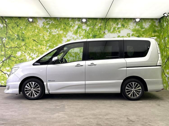 セレナ2.0 ハイウェイスター Vセレクション+Safety II S-HYBRID