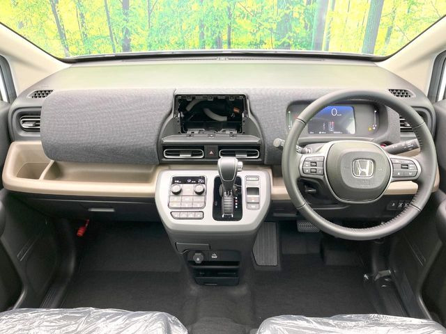 フリード1.5 e:HEV エアー EX