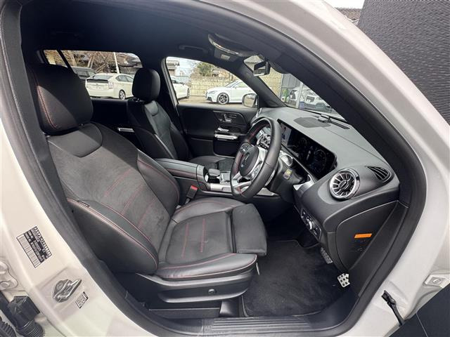 GLBGLB200d 4マチック AMGライン 4WD