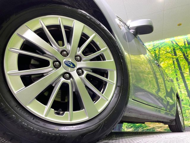 【純正16インチアルミホイール】外観にマッチした純正アルミホイールを装着しております。各種社外アルミホイールや、スタッドレスタイヤも取扱いしております。是非ご相談ください♪