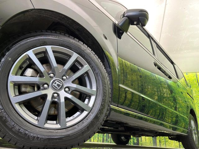 �y16�C���`�A���~�z�C�[���z�O�ςɃ}�b�`�����A���~�z�C�[���𑕒����Ă���܂��B�e��A���~�z�C�[����A�X�^�b�h���X�^�C�����戵�����Ă���܂��B���񂲑��k����������