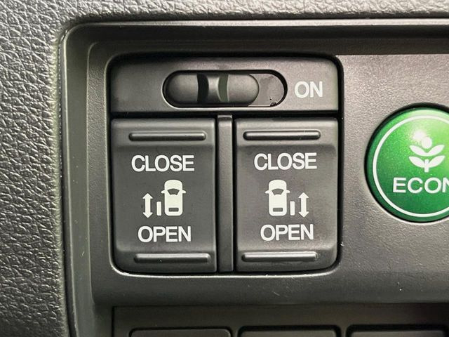 オデッセイ2.0 ハイブリッド アブソルート ホンダセンシング