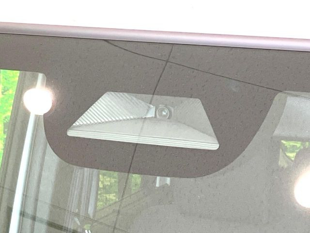 �y�z���_�Z���V���O�z���s���ɑO���̎ԗ�����F�����A�Փ˂������Ȏ��͌x��ƃu���[�L�ŏՓˉ���Ɣ�Q�y�����A�V�X�g�B�����S�Ƀh���C�u�����y���݂��������܂��B