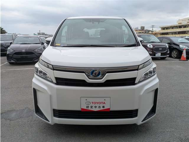 ヴォクシー1.8 ハイブリッド X