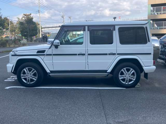 ���X�݌ɂ͊O���A�����N���[�j���O��ɓW�����A�����Ď��̏C�����̗L���A���[�^�[��������̗L������O�ҋ@�ւɂ�錟����S����{���Ă���܂��B�Ԍ��A�����A����h�������ЂőΉ��ł��܂��̂ł����S���������B