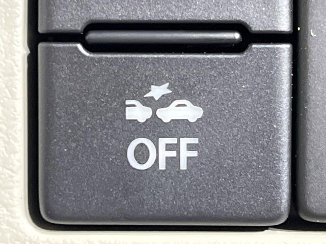 �y�X�Y�L �Z�[�t�e�B�T�|�[�g�z���s���ɑO���̎ԗ�����F�����A�Փ˂������Ȏ��͌x��ƃu���[�L�ŏՓˉ���Ɣ�Q�y�����A�V�X�g�B�����S�Ƀh���C�u�����y���݂��������܂��B