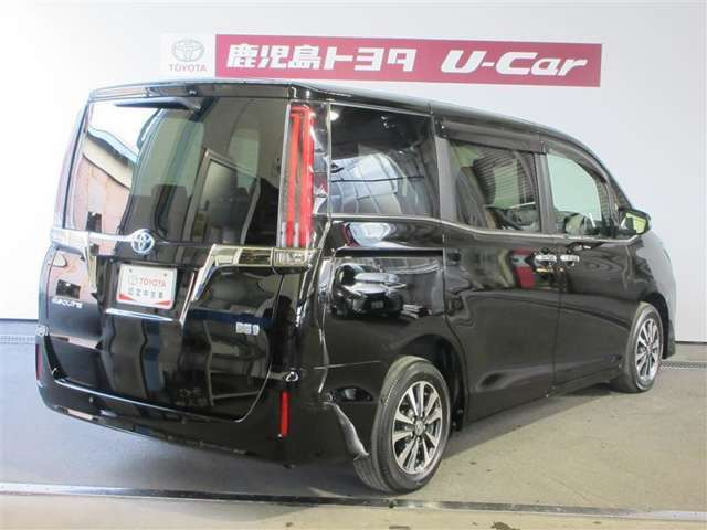 エスクァイアハイブリッド1.8 Gi プレミアムパッケージ ブラックテイラード