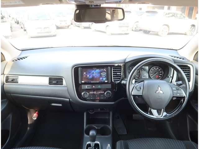 アウトランダー2.4 24G セーフティーパッケージ 4WD