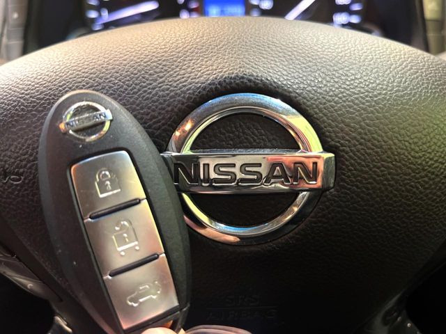 �y�C���e���W�F���g�L�[�z�J�o����|�P�b�g�ɓ��ꂽ�܂܂ł��h�A�̎{���E�������\�ȃX�}�[�g�L�[�𑕔��B�G���W���̃I���E�I�t�����J�M�����o���K�v����������Ƃ��Ă��֗��ł���