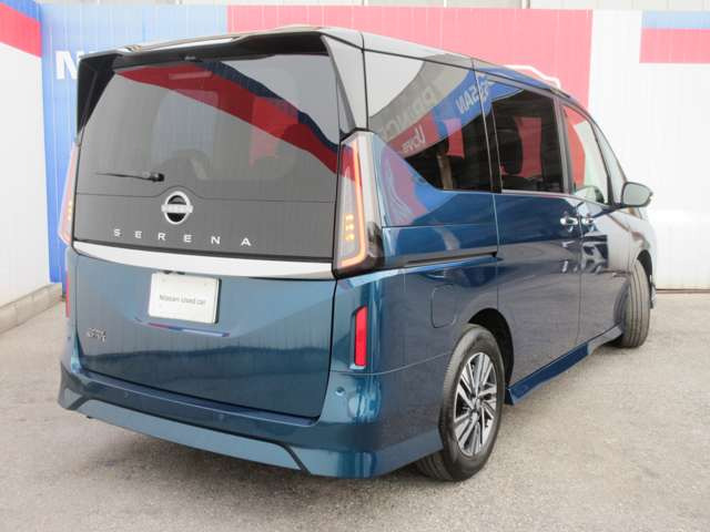 セレナ2.0 ハイウェイスターV