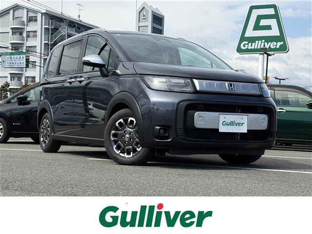 フリード1.5 e:HEV クロスター