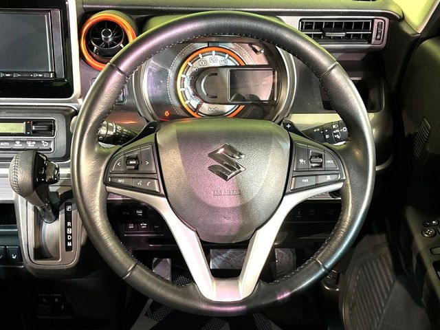 �y�����v�����X�e�A�����O�z�㎿�Ȋv���g�p���邱�ƂŁA��ɂ����������݂ƂĂ��^�]���₷���n���h���ł���