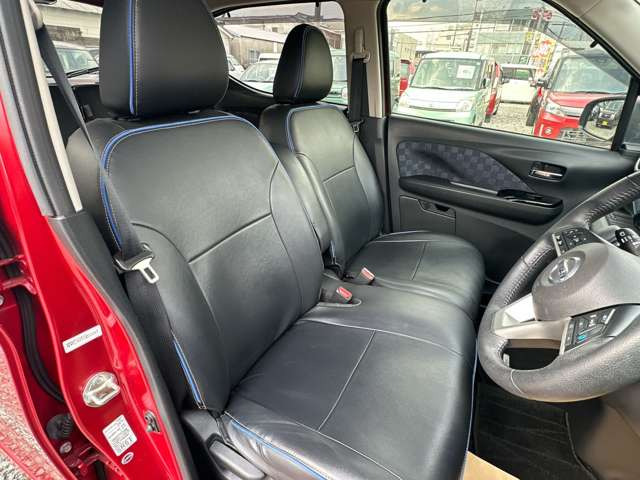 �I�[�����[�J�[�̌y�����Ԃ𒆐S�ɖL�x�ȎԎ����葵���Ă���܂��􂨒T���̂��Ԃ������ƌ�����܂�!!