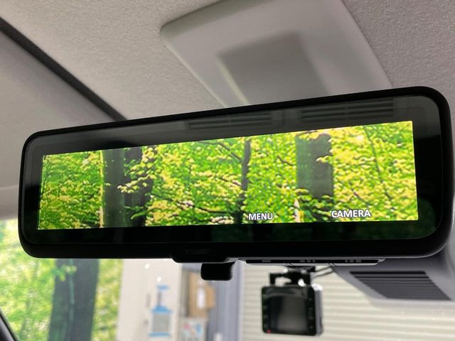 �y�f�W�^�����[���~���[�z��Ȃ̑傫�ȉו��⓯��҂Ō�����m�F���Â炢���ł����S!�J�������B�e�����ԗ�����̉f�������[���~���[���ɕ\���B�N���A�Ȏ��E�ŏ󋵂̊m�F���\�ł�!