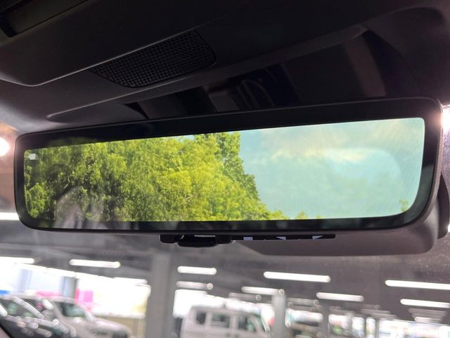 �y�X�}�[�g�����r���[�~���[�z��Ȃ̑傫�ȉו��⓯��҂Ō�����m�F���Â炢���ł����S!�J�������B�e�����ԗ�����̉f�������[���~���[���ɕ\���B�N���A�Ȏ��E�ŏ󋵂̊m�F���\�ł�!