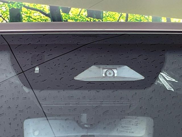 �y�g���^�Z�[�t�e�B�Z���X�z���s���ɑO���̎ԗ�����F�����A�Փ˂������Ȏ��͌x��ƃu���[�L�ŏՓˉ���Ɣ�Q�y�����A�V�X�g�B�����S�Ƀh���C�u�����y���݂��������܂��B