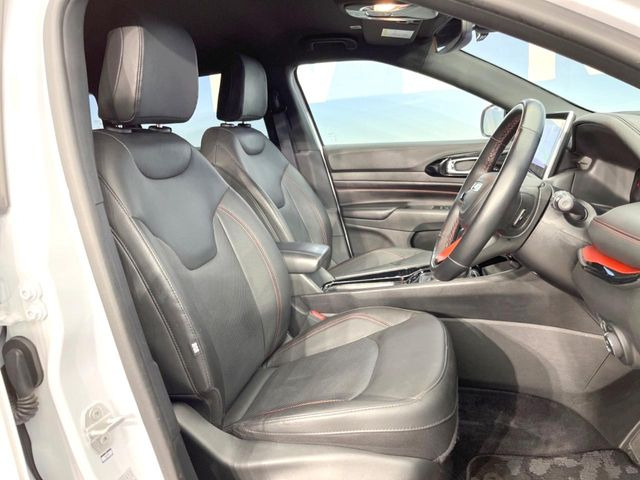 ���V�[�g�̎g�p��:�j��E�ւ�������Ȃ��A�����̒ʂ肫�ꂢ�ȏ�Ԃ��ێ����Ă���܂��B�܂��A�����N���[�j���O�E�R�[�e�B���O�����p�����������܂��B