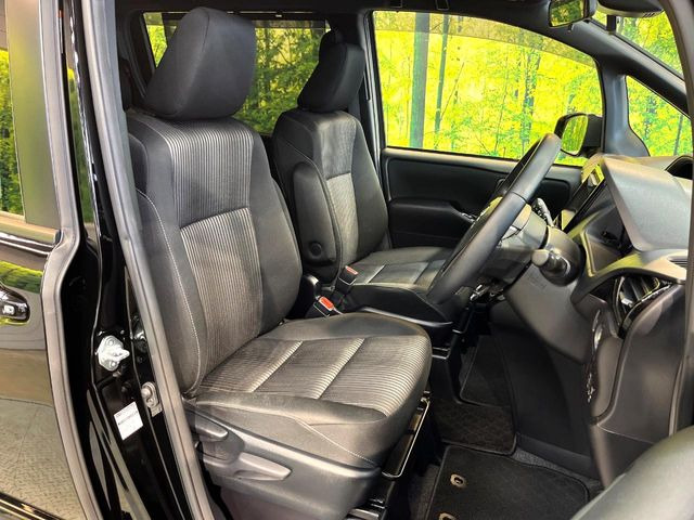 �^�]�Ȃ܂��ɂ͏\���ȃX�y�[�X������A�啿�ȕ��ł��������^�]���Ă�����������ł��B