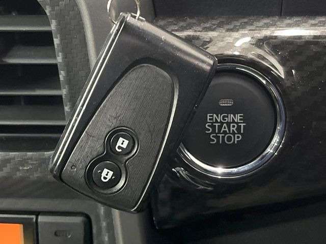 �y�X�}�[�g�L�[�z�J�o����|�P�b�g�ɓ��ꂽ�܂܂ł��h�A�̎{���E�������\�ȃX�}�[�g�L�[�𑕔��B�G���W���̃I���E�I�t�����J�M�����o���K�v����������Ƃ��Ă��֗��ł���