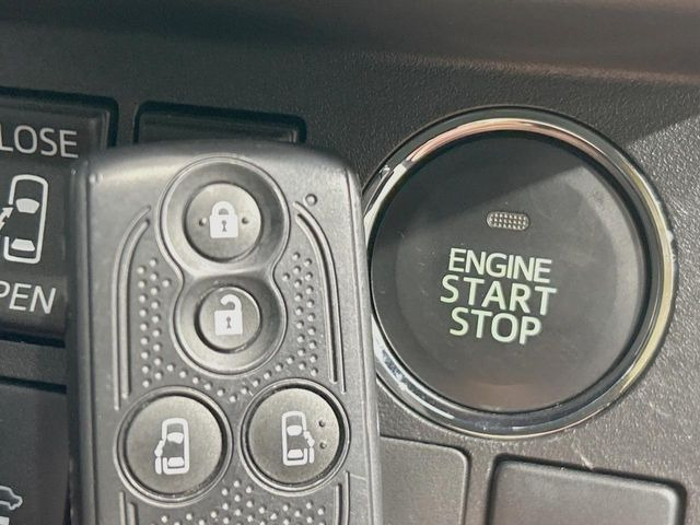 �y�L�[�t���[�V�X�e���z�J�o����|�P�b�g�ɓ��ꂽ�܂܂ł��h�A�̎{���E�������\�ȃX�}�[�g�L�[�𑕔��B�G���W���̃I���E�I�t�����J�M�����o���K�v����������Ƃ��Ă��֗��ł���