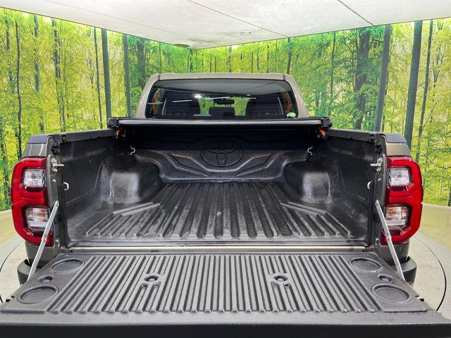 �ύڗ�500kg�̍L�X�Ƃ����f�b�L�́A�V�т���d���܂ő��p�r�Ɏg���܂��B�x�b�h���C�i�[��g�m�J�o�[�̎��t���������k��������