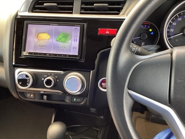 フィット1.3 13G Fパッケージ